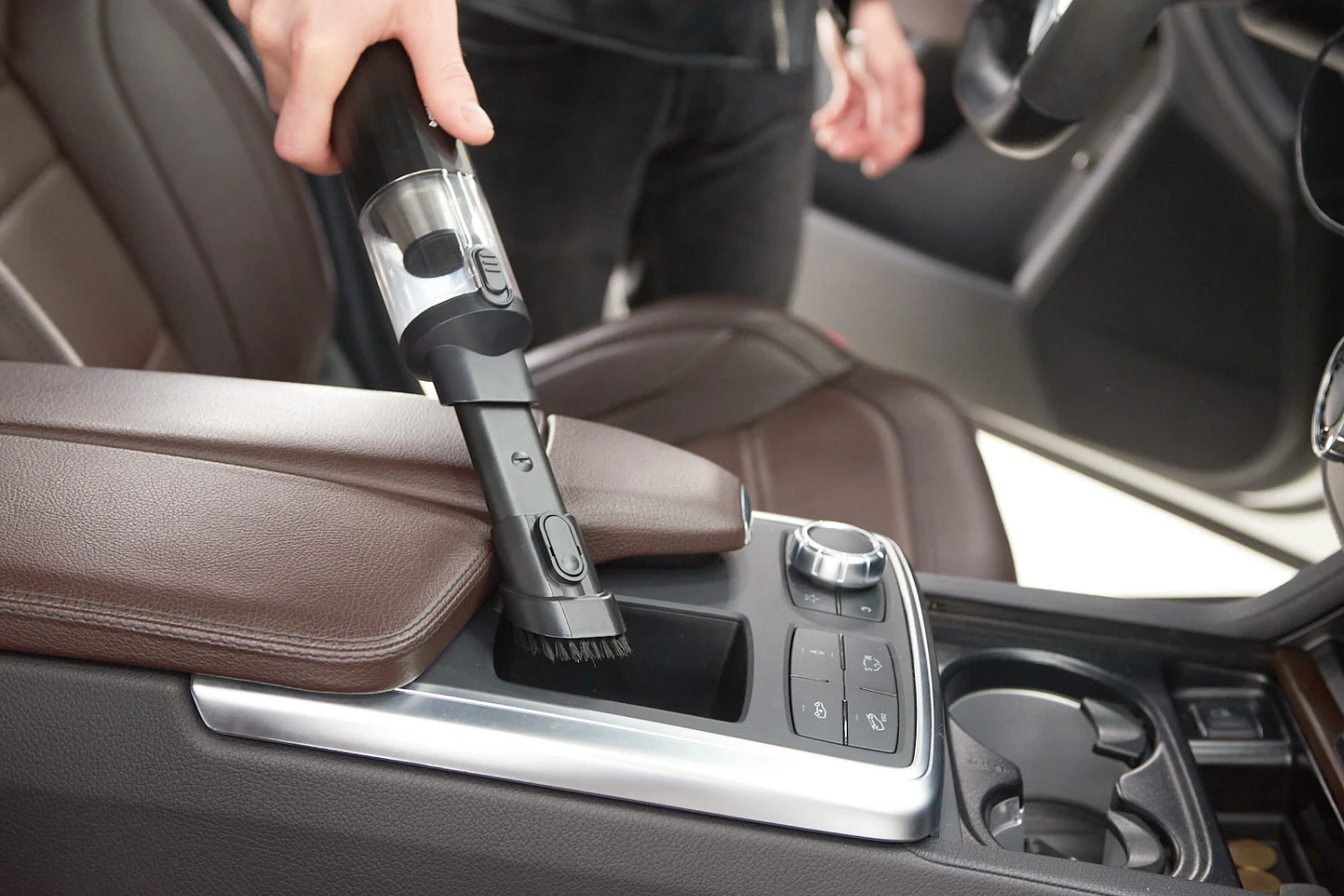 wireless handheld car vacuum cleaner for Jeep Grand Cherokee