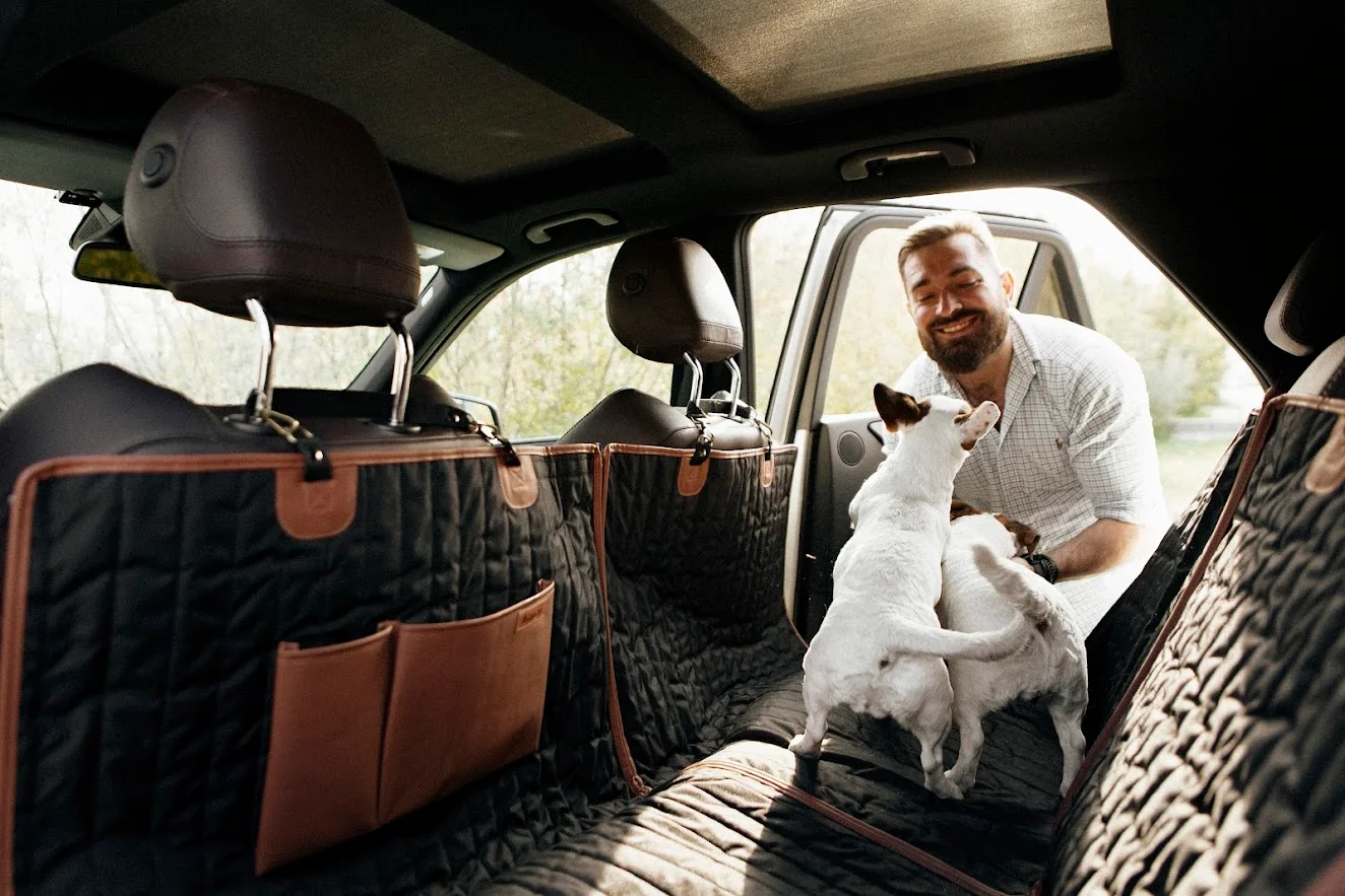 Labrador Retrievers back seat cover for Jeep Renegade